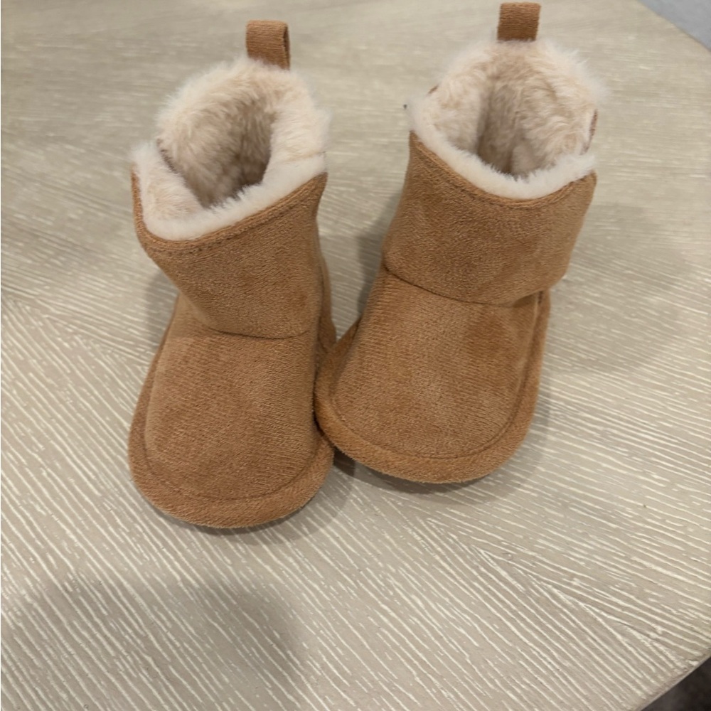 Cozy Tan Baby Booties - Picture 2 of 4